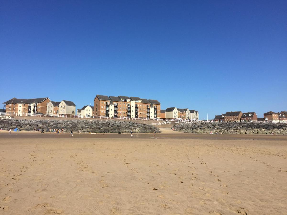 Beach Break Aberavon Holiday Home By The Sea Port Talbot Buitenkant foto